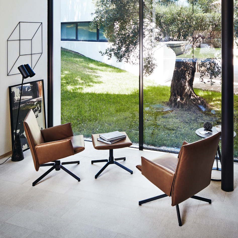 Edward Barber & Jay Osgerby Collection Pilot Chair for Knoll (High back)