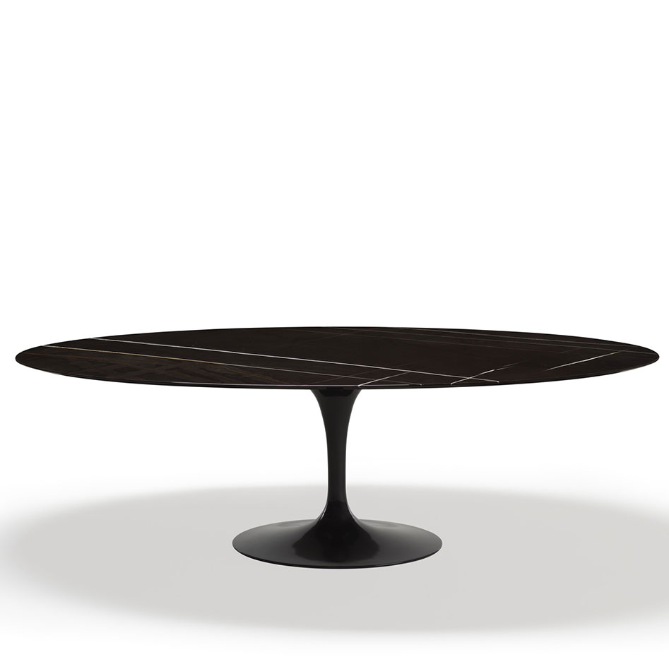 Saarinen Collection Oval Table