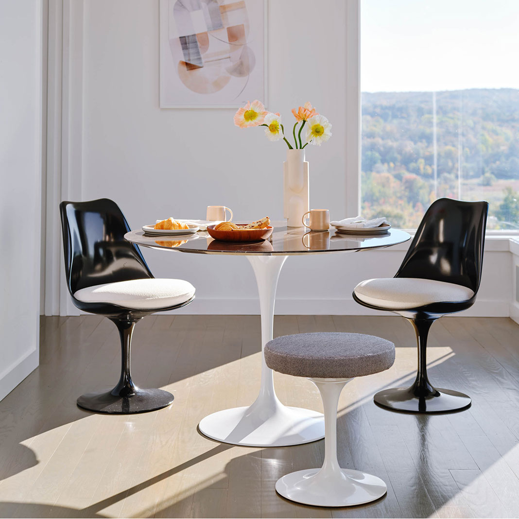 Saarinen Collection Tulip Chairs - Stool